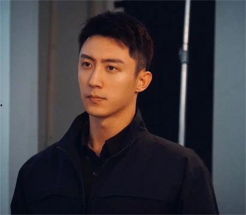 吃瓜娱乐圈黄景瑜,娱乐圈的瓜田,他的成长与蜕变