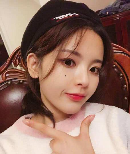 吃瓜娱乐圈杨超越,娱乐圈的“瓜中瓜”,从选秀新星到话题女王