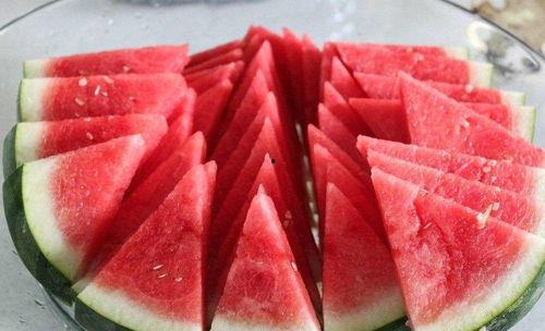 娱乐吃瓜酱吸管糖,揭秘明星幕后趣事