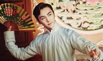 娱乐圈吃瓜陈晓是谁,娱乐圈吃瓜达人,揭秘明星幕后故事